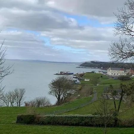 بيت للعطل 55 Malin Road